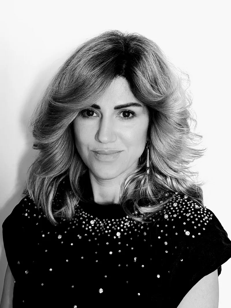 Portrait of Jocelyne Lakis, clinical psychologist and psychoanalyst